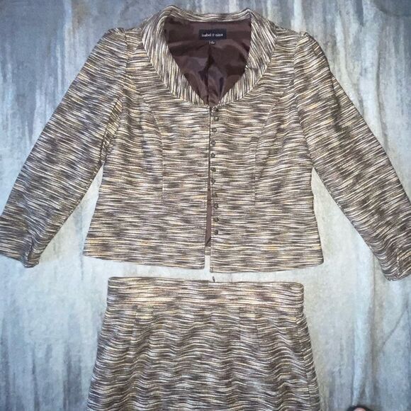 isabel & nina 2 Piece Suit - Picture 5 of 16